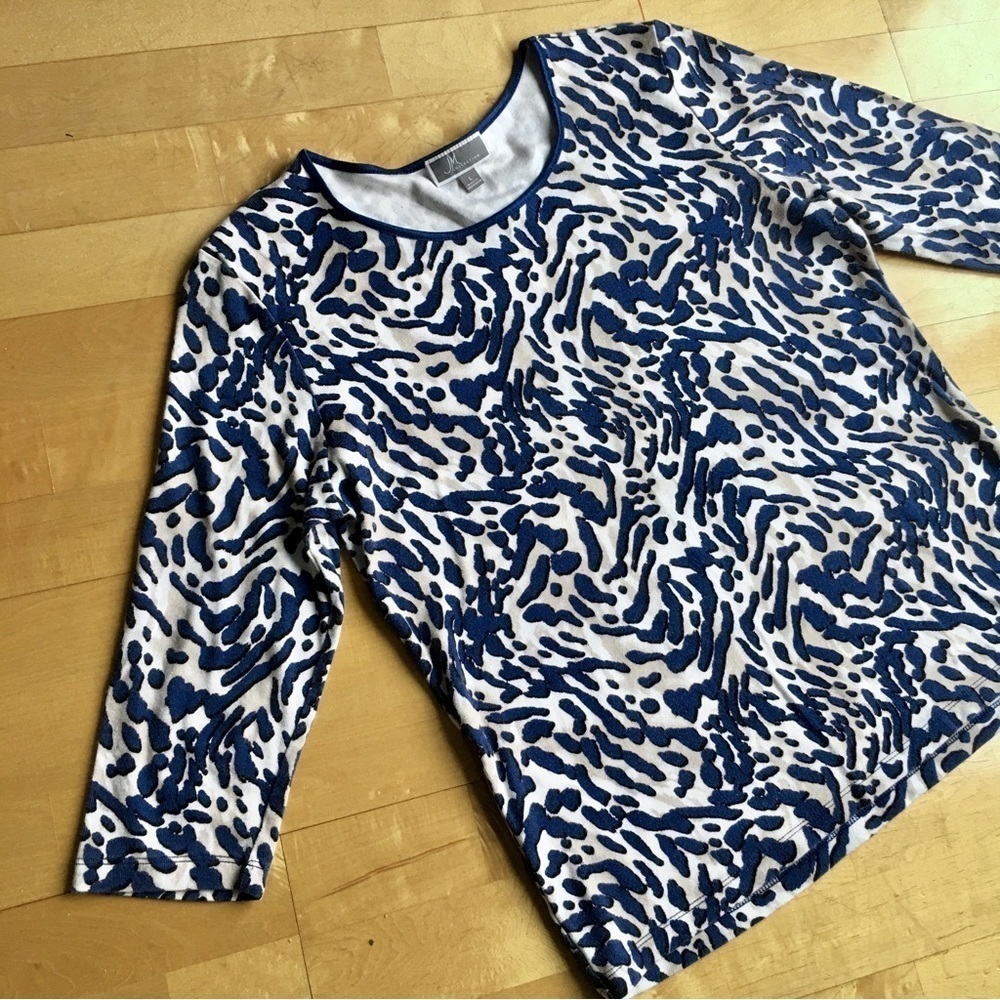 JM Collection Animal Tiger Print, Lightweight Sweater, Navy, Tan, Size L